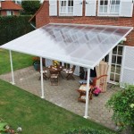 Terrace with cover from polycarbonate