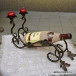 Wine bottle holder