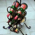 Wine bottle holder